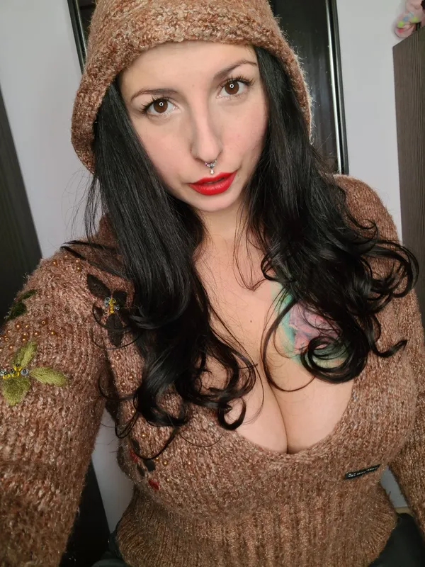 Miss ChillaBit's photo 8