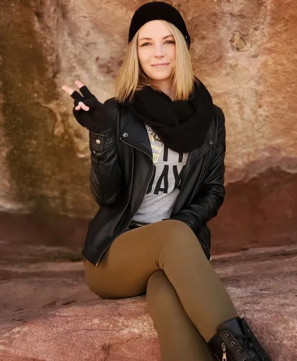 Miss Click's photo 3