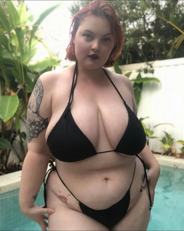 Miss Crispy's photo 5