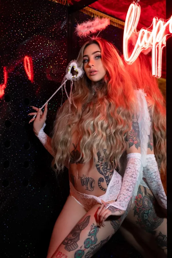 Miss Diavola's photo 10