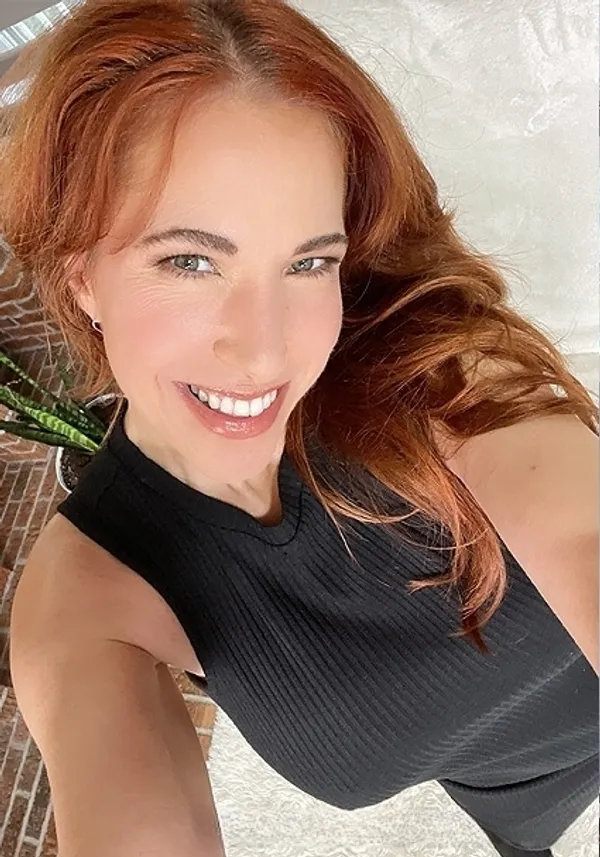 Miss Hornymiss Eve's BabeWiki Profile