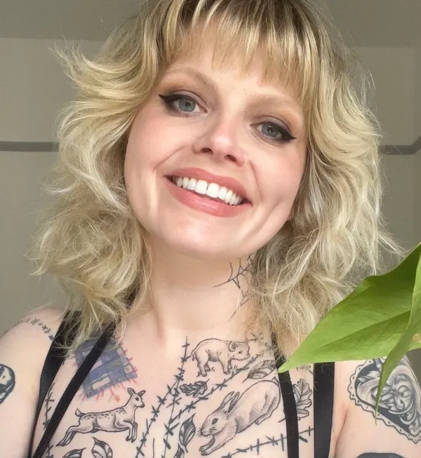 Miss Marilyn's photo 9