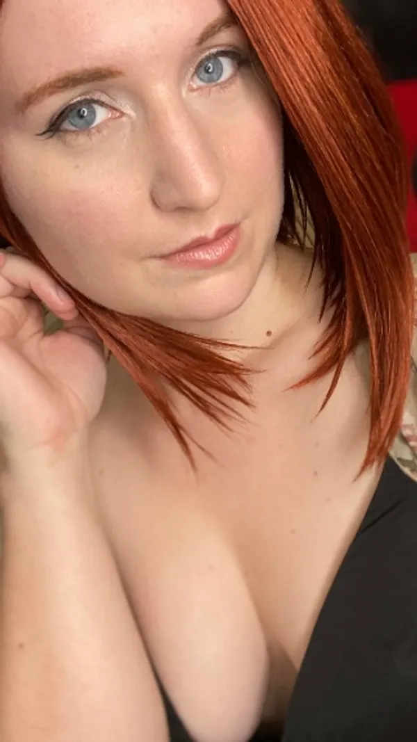 Miss Paisley's BabeWiki Profile