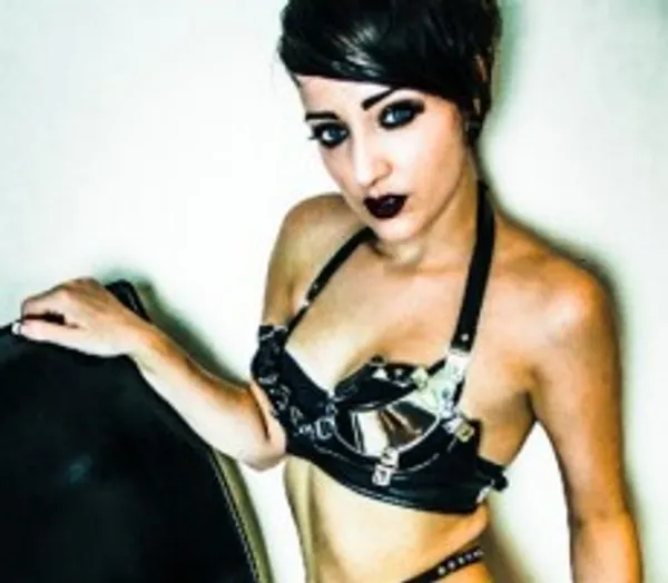 Miss_Petite_'s BabeWiki Profile