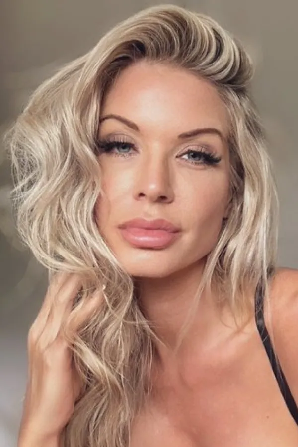 Miss Sally's photo 9