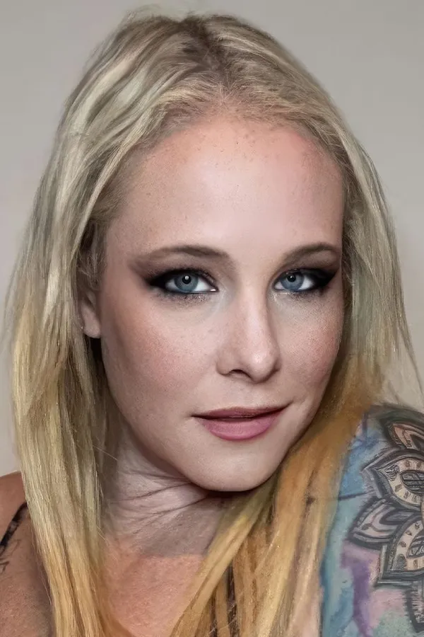 Mistress Kora Bell's photo 7