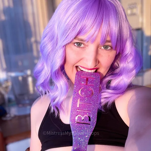 Mistress Mystique's BabeWiki Profile