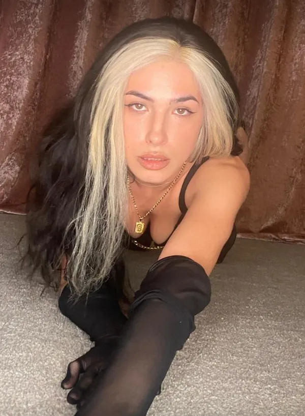 mistressamoreuk's BabeWiki Profile