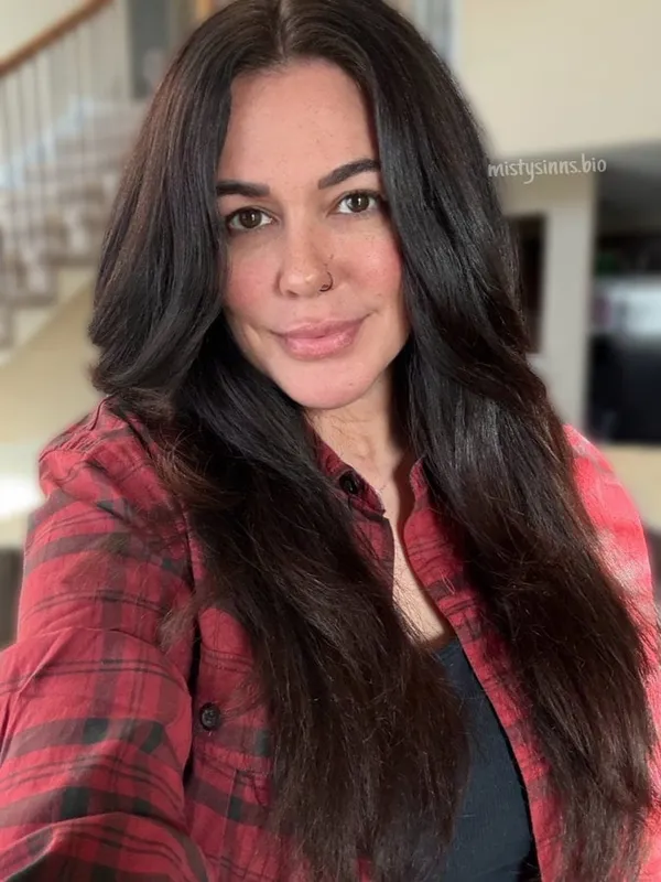 Misty Sinns's photo 5