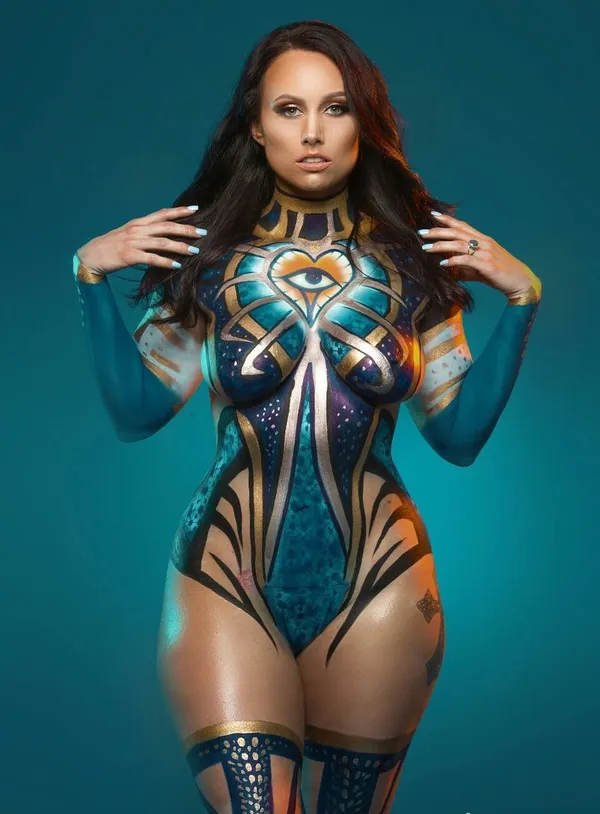 moneybirdette's photo 3