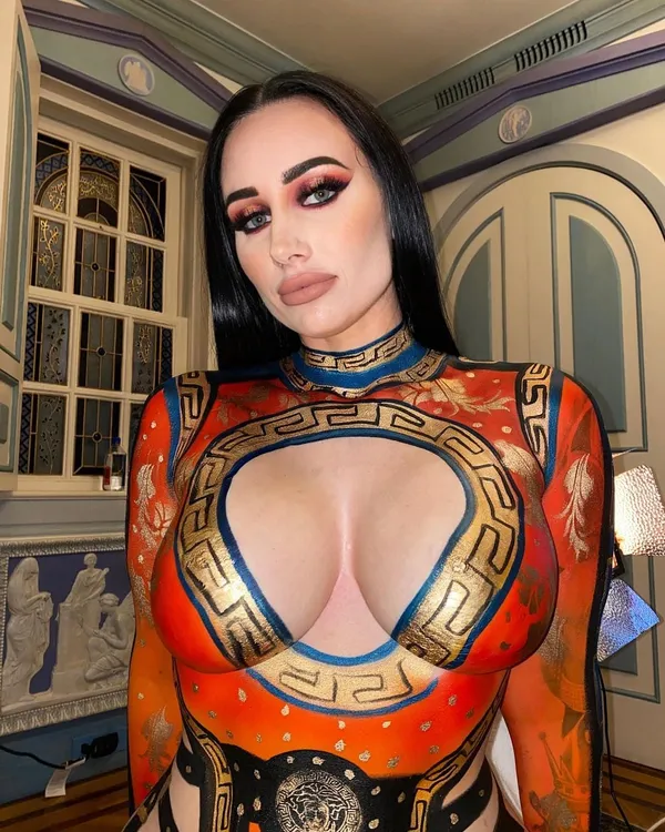 moneybirdette's photo 7