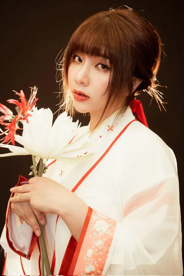 Monmonwu's BabeWiki Profile