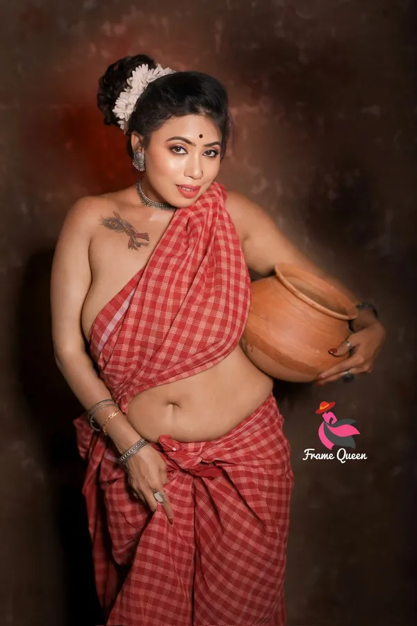 Moumita Saha's photo 4