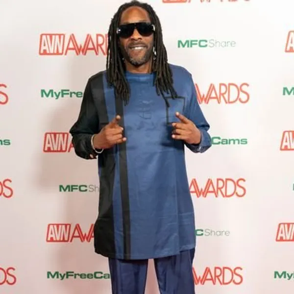 Mr Majic's BabeWiki Profile