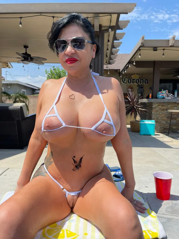 Mrs Kitty Cat's photo 3