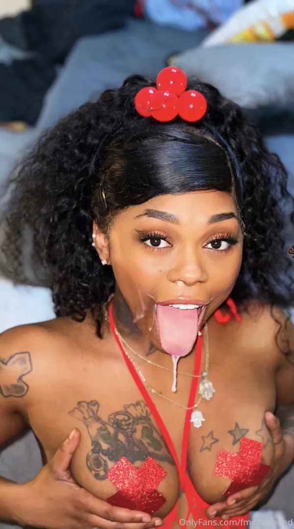 Mrs. Feedme's photo 4