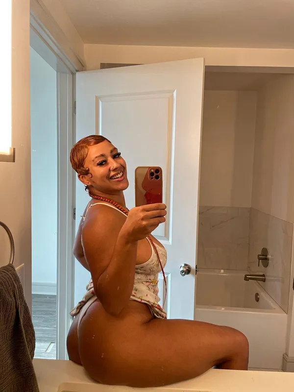 MsSapphire's photo 6