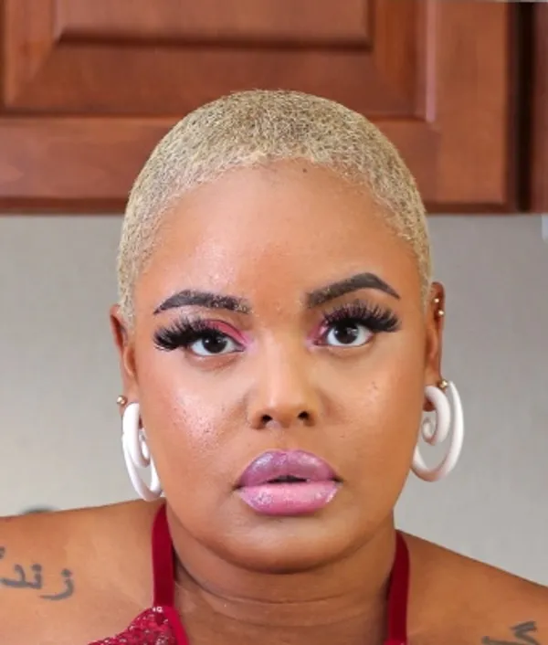 Mulan Blossom's photo 4