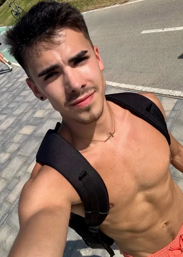 Nacho Newson's photo 6