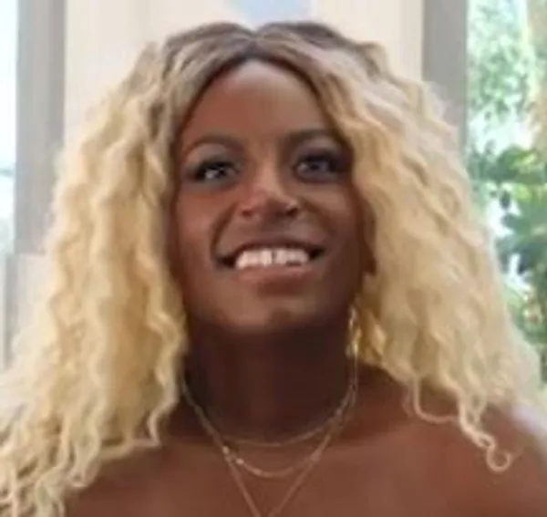 Naomi Moon's photo 2