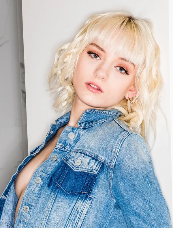 Naomi Nash's photo 9