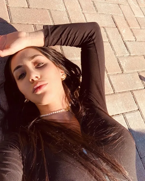 Naomi Ross's photo 7