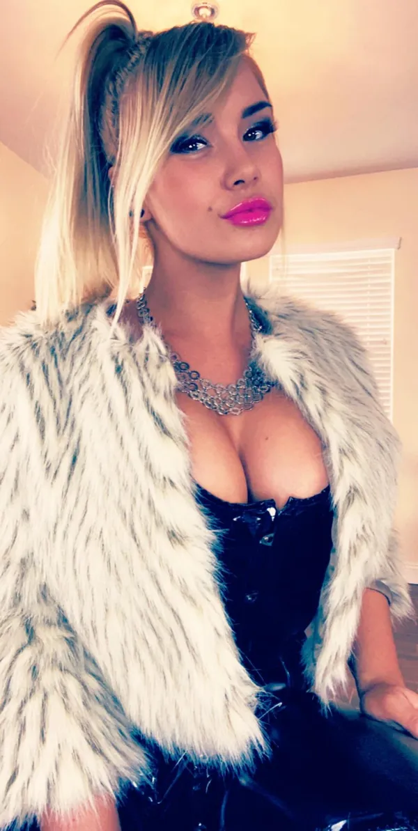 Natalya Vega's BabeWiki Profile