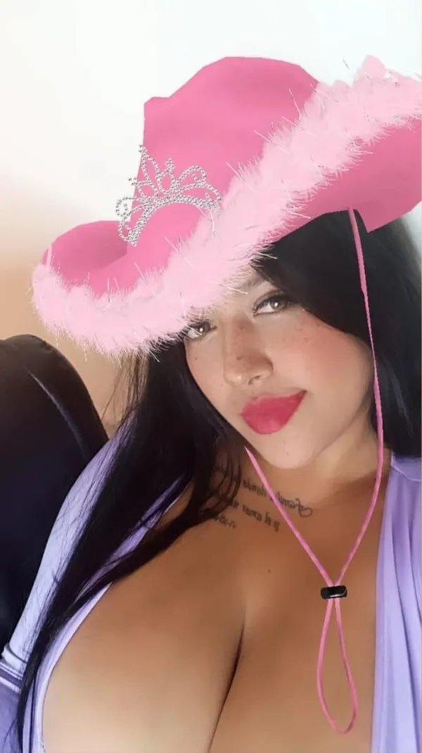 Naty_Queenofmilk's photo 3