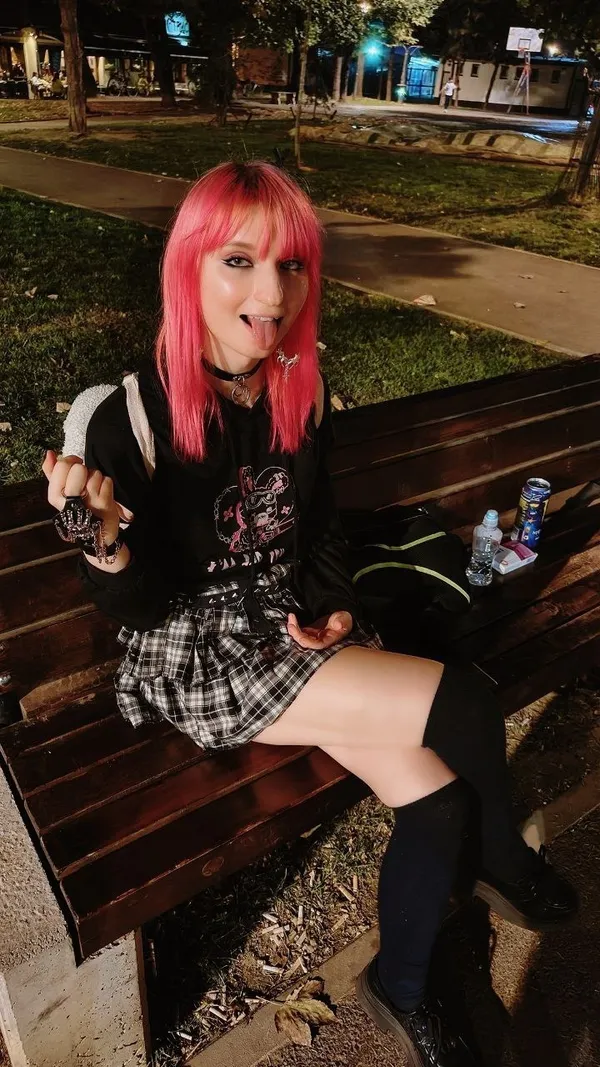 NekaTeen's BabeWiki Profile