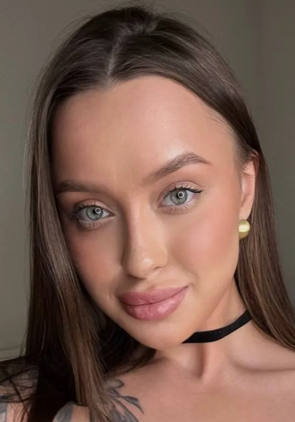 NellySweeetGirl's BabeWiki Profile