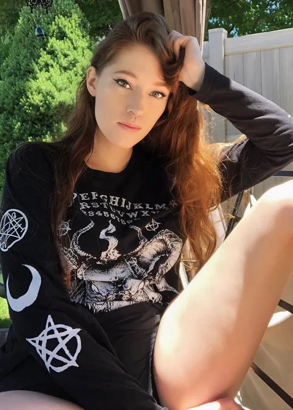 Nevaeh Blue's photo 5