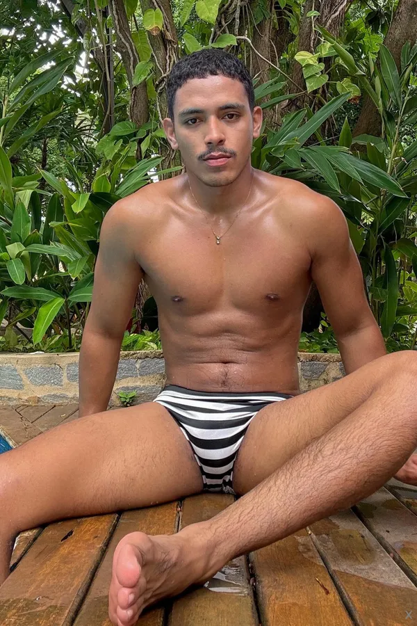 Nick Maxxx's photo 3