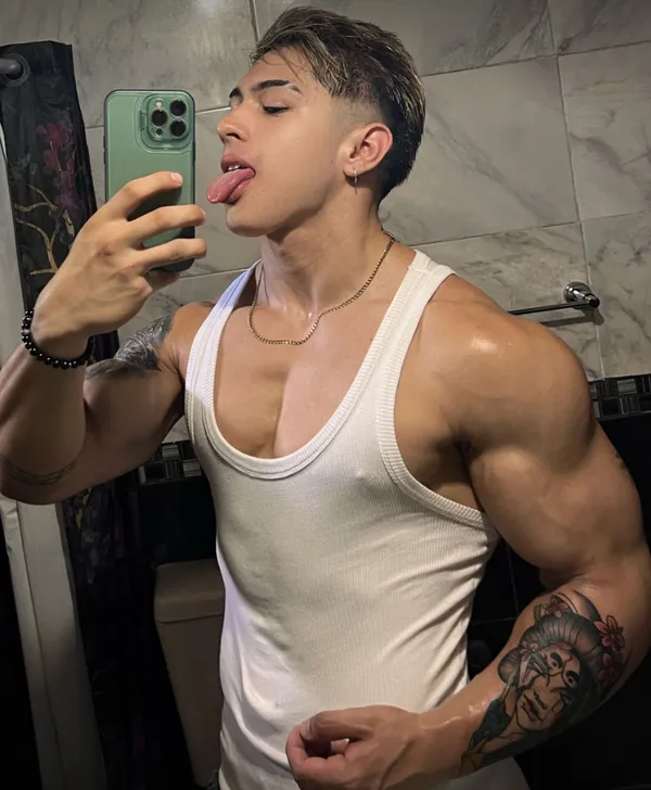 Nico Acosta's BabeWiki Profile