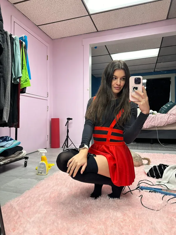 Nicole Skirts's photo 7