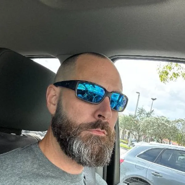 Nigel Tufnel's BabeWiki Profile