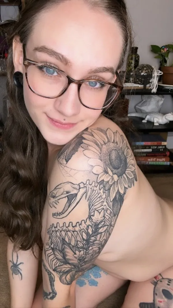 Nikita's BabeWiki Profile