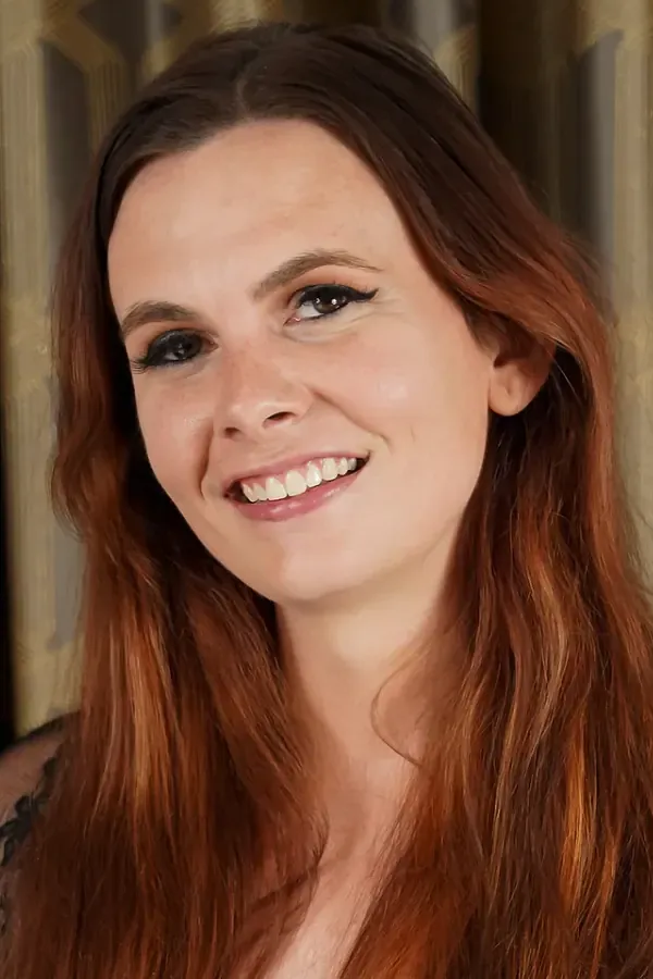 Nikki Sapphire's BabeWiki Profile