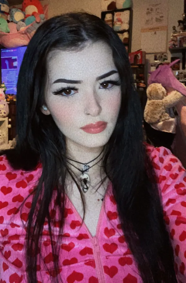 Nikki Venom's photo 6