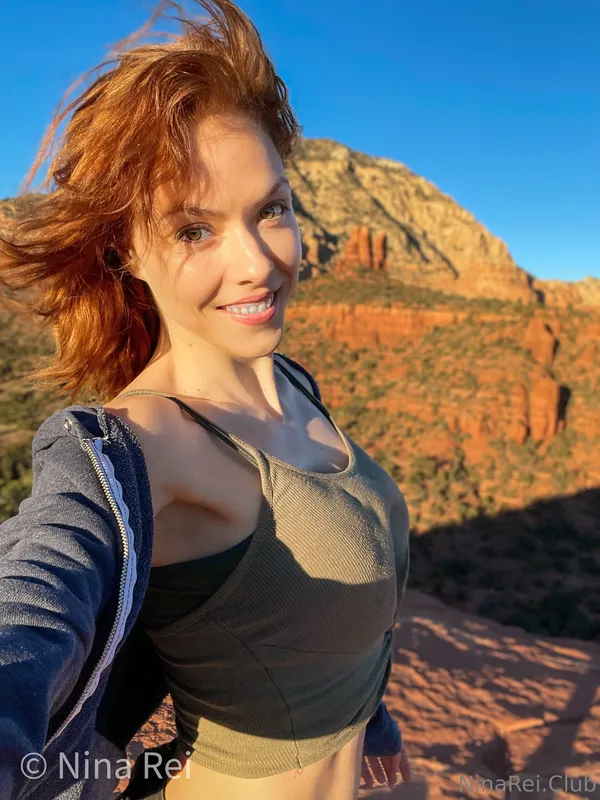 Nina Rei's BabeWiki Profile