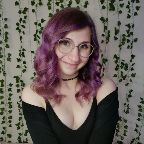 nominal.naomi's BabeWiki Profile