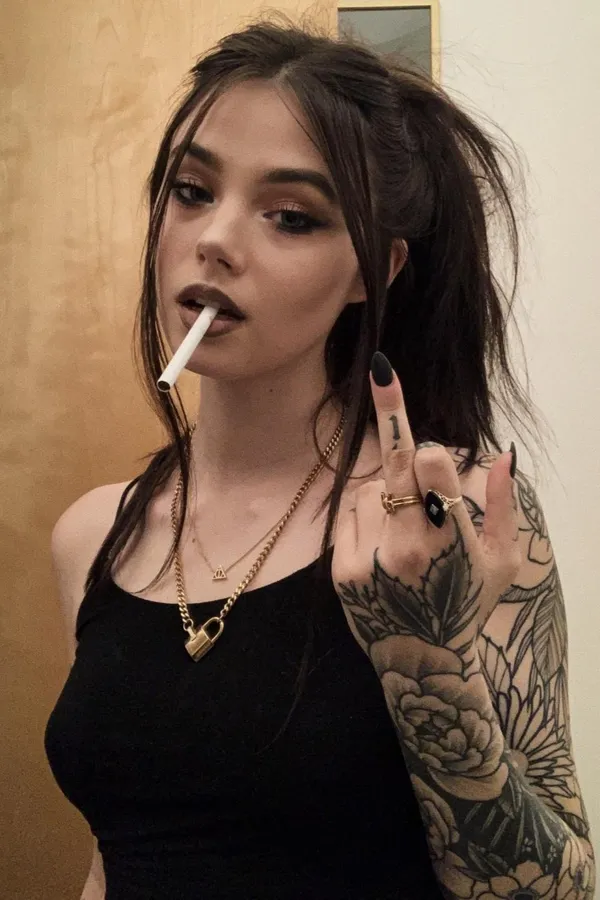 NonSalemWitch's photo 2