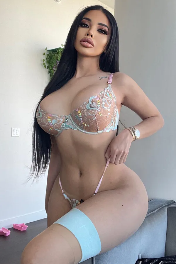 Nyla Caselli's photo 5