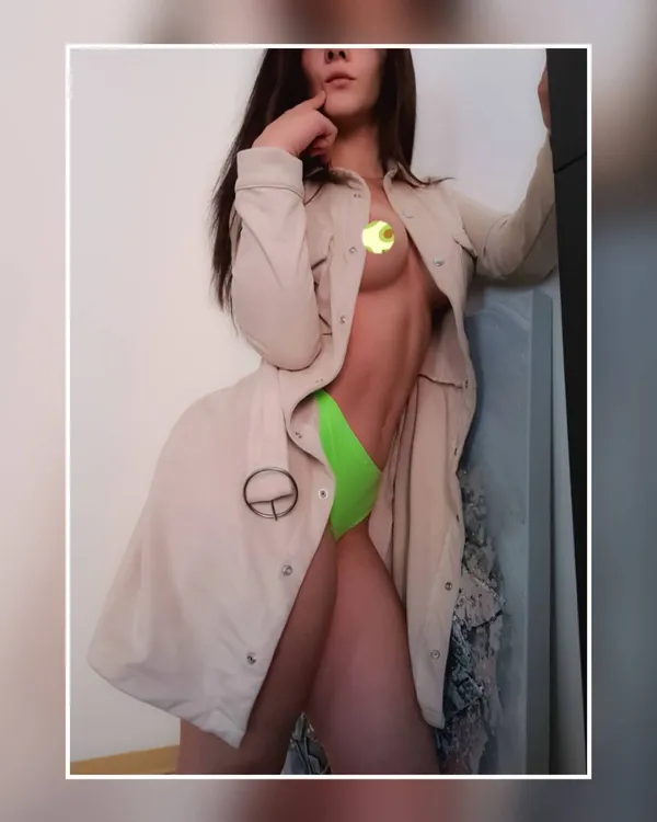 Nyna Ferragni's BabeWiki Profile