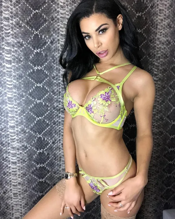 Olivia Berzinc's photo 6