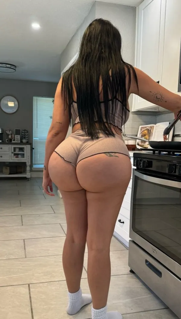 Olivia Bethel's photo 7