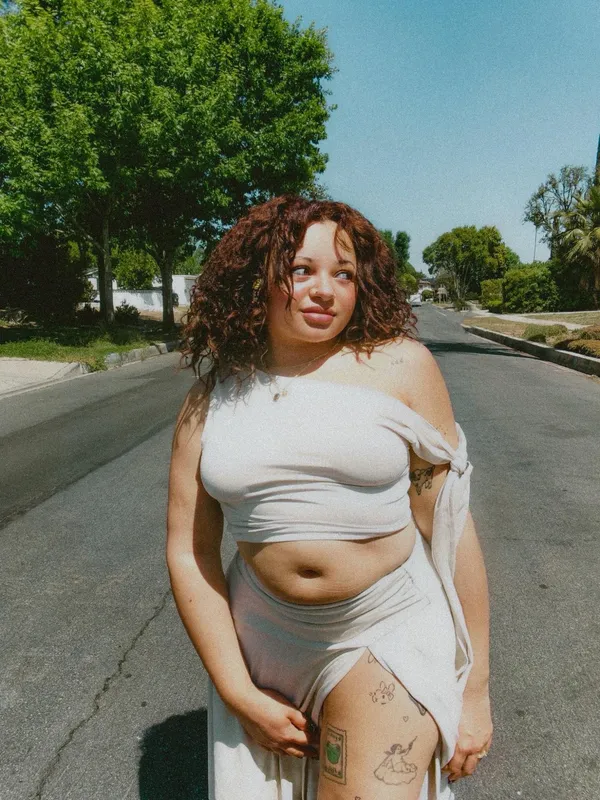 Olivia Ivys's BabeWiki Profile