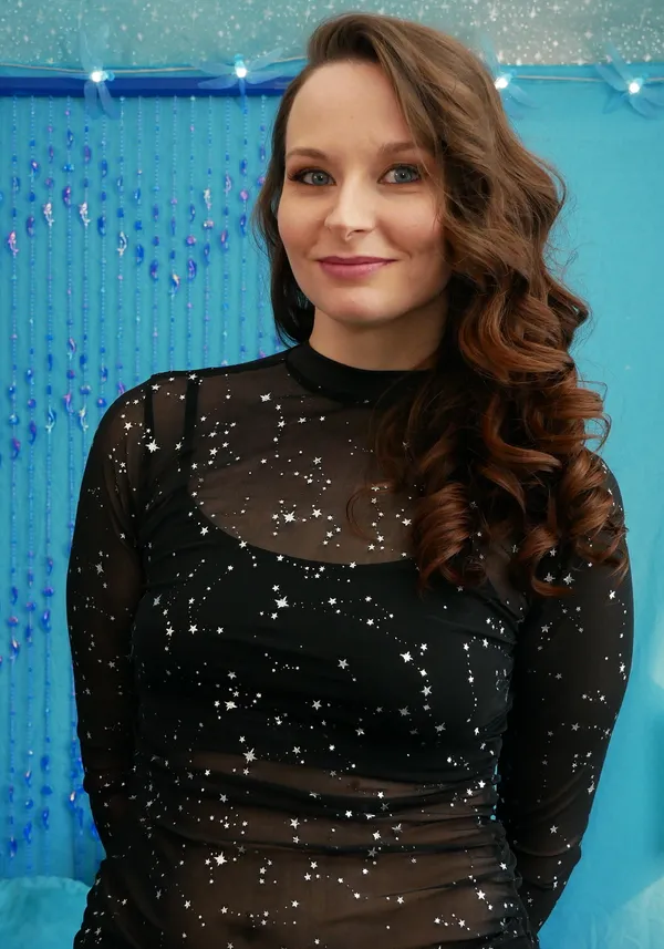 Olivia Lowen's BabeWiki Profile