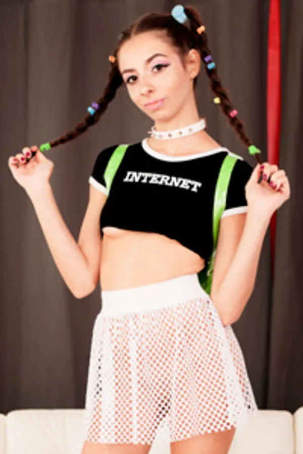 Olivia Young's photo 3