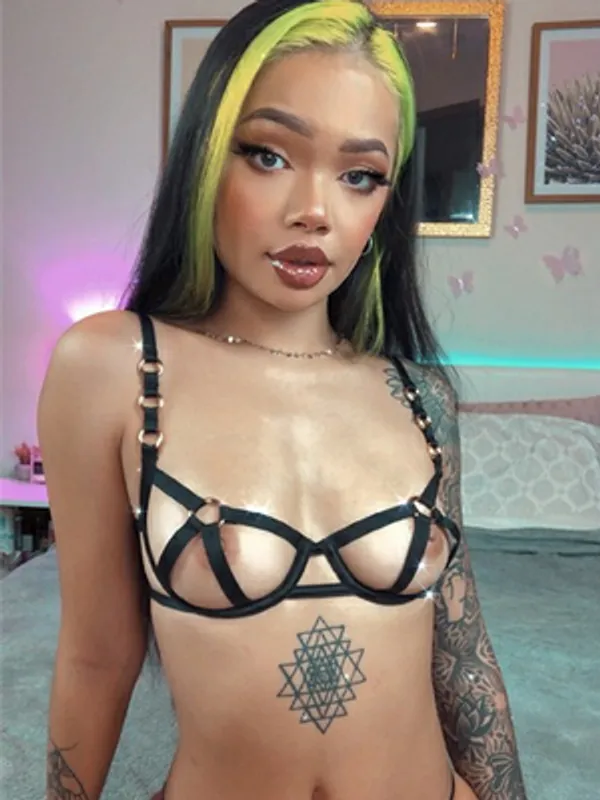 Paisley Paige's photo 8