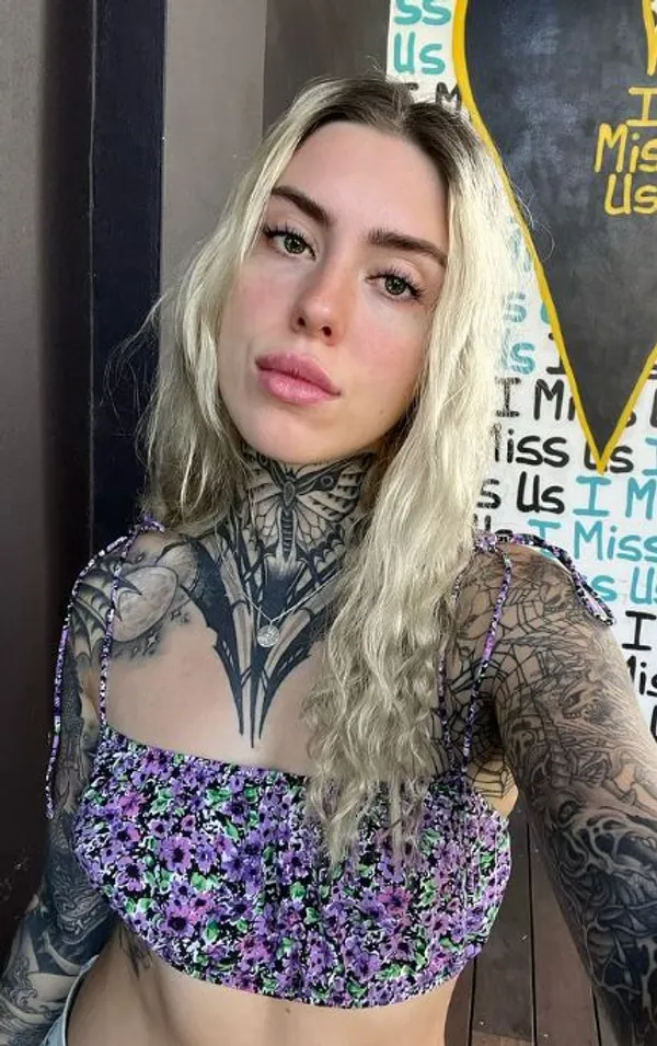 Pandora Skye's BabeWiki Profile